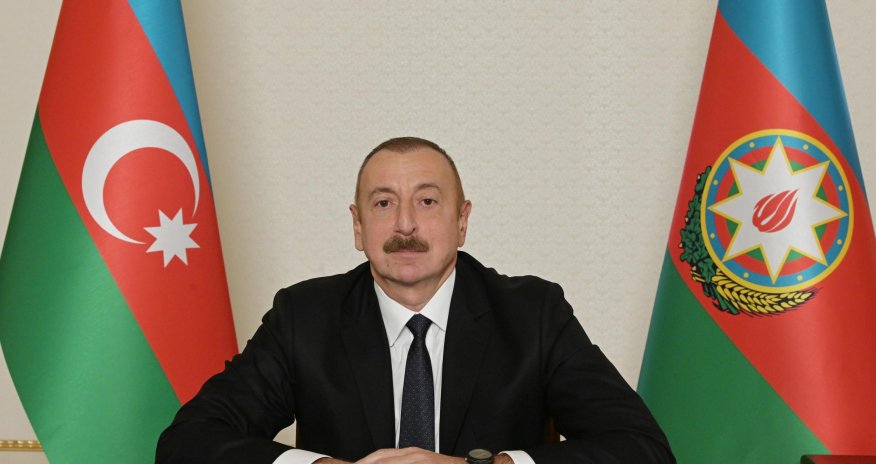 Президент Ильхам Алиев поздравил лидера Мальты