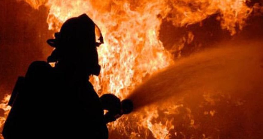 В многоквартирном доме, расположенном в Ясамальском районе, произошёл пожар
