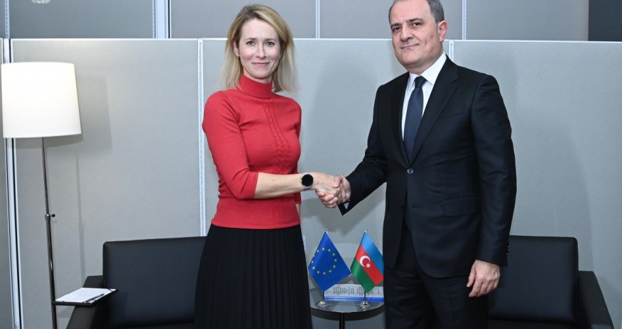 Ceyhun Bayramov Kallasla görüşüb