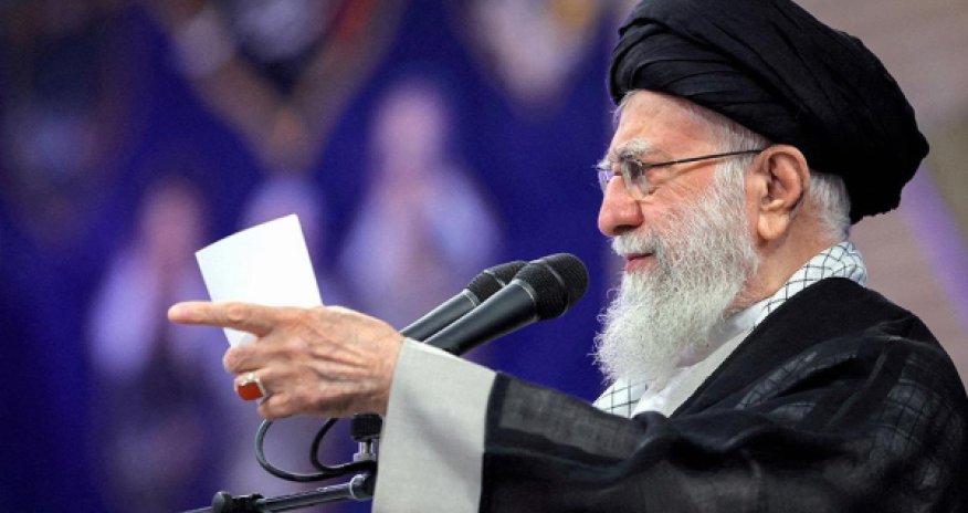 Хаменеи считает, что переговоры с Америкой бесполезны