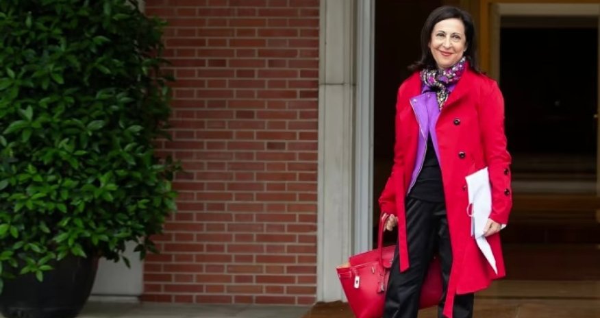 Spanish defence minister&rsquo;s plane targeted by GPS jamming over Kaliningrad