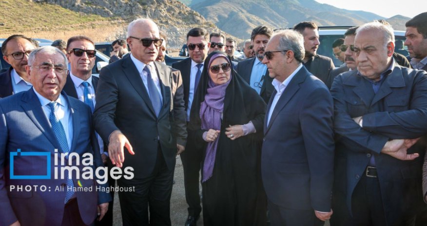 Şahin Mustafayev Təbrizə getdi, Araz körpüsünə baxıb