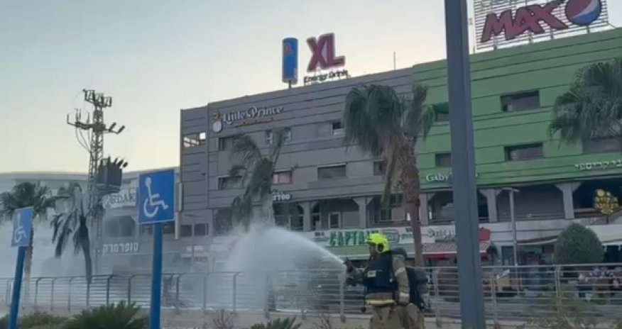 Хуситы атаковали порт на юге Израиля: пострадали десятки человек