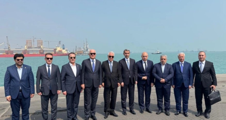 Shahin Mustafayev visits Iran&rsquo;s Bandar Abbas port