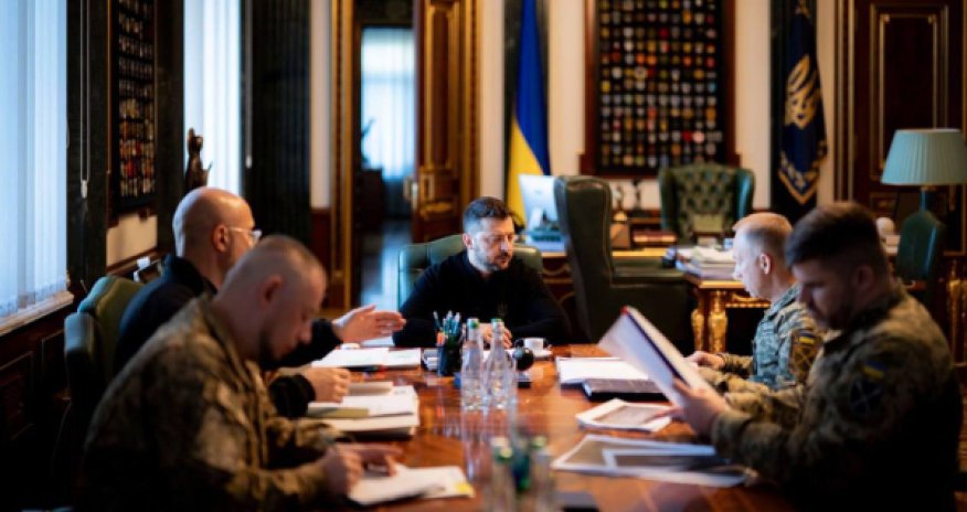 Зеленский сообщил о вторжении венгерских дронов