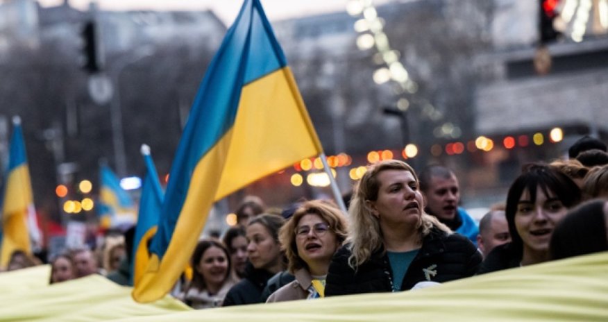 Президент Польши подписал закон о помощи украинцам