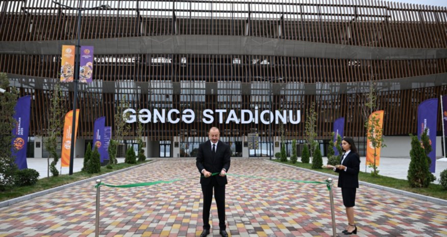 Prezident Gəncə şəhər stadionunun açılışında - Yenilənib