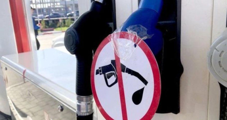 В Крыму заморозили цены на бензин на фоне пустых АЗС