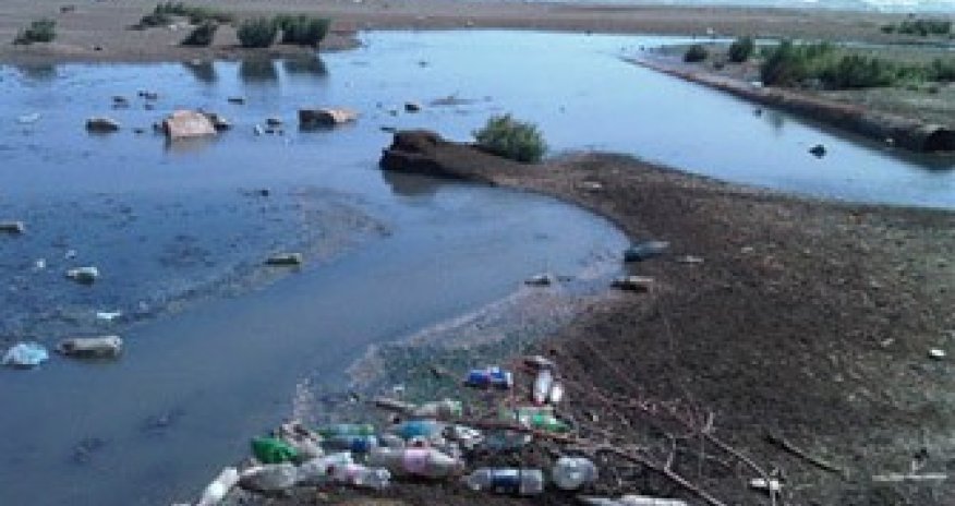 Xəzərin suyu sürətlə azalır - Təhlil