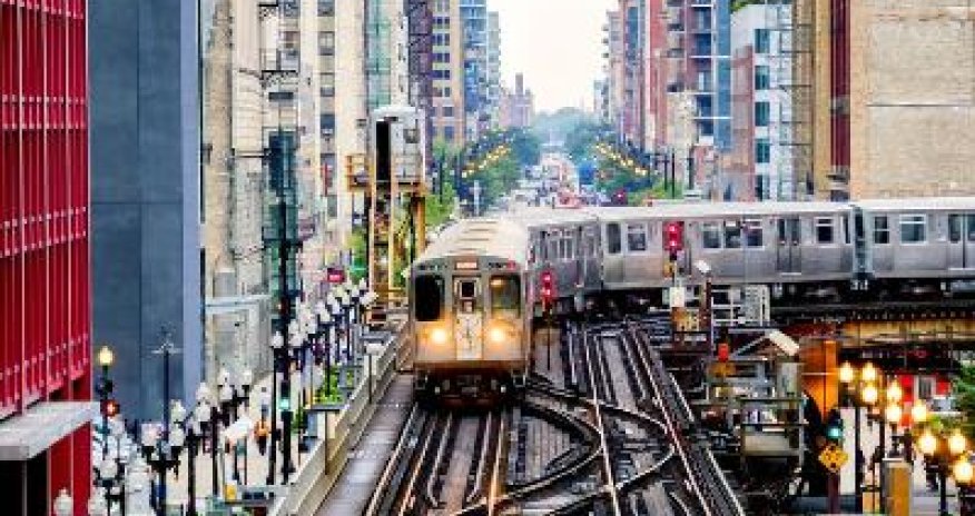 Белый дом заморозил $2,1 млрд для метро Чикаго