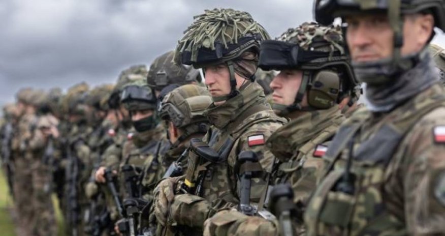 Польша направила войска к границам с Германией и Литвой