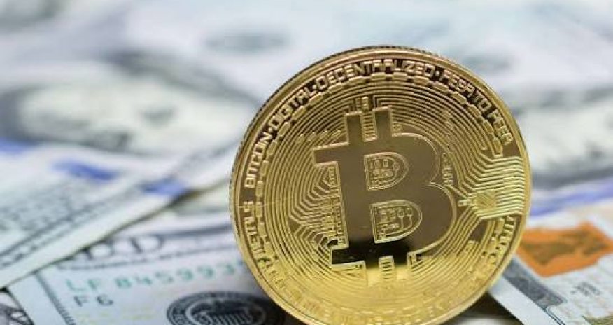 Стоимость биткоина продолжает бить рекорды