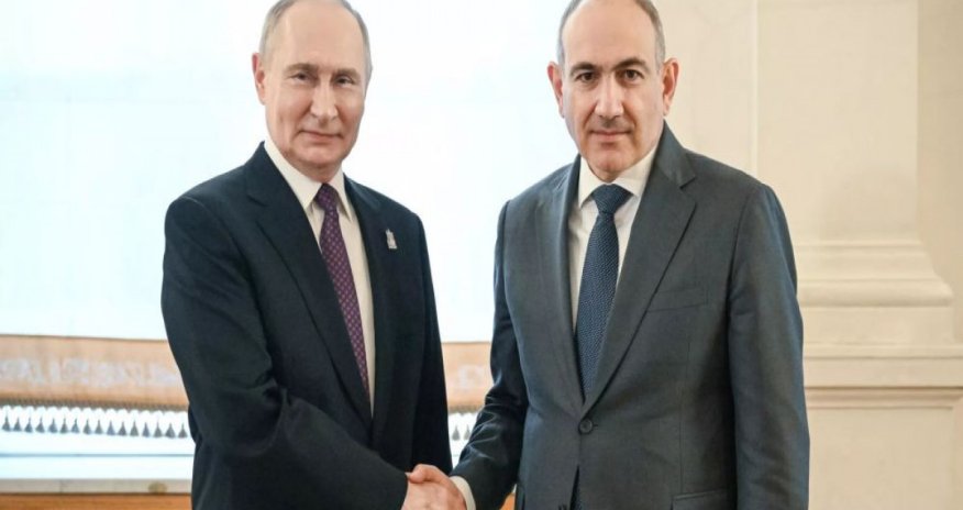 
Paşinyan və Putin arasında telefon danışığı olub