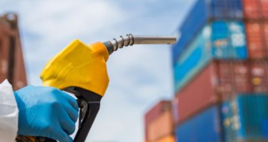 Белорусский бензин спасает Россию