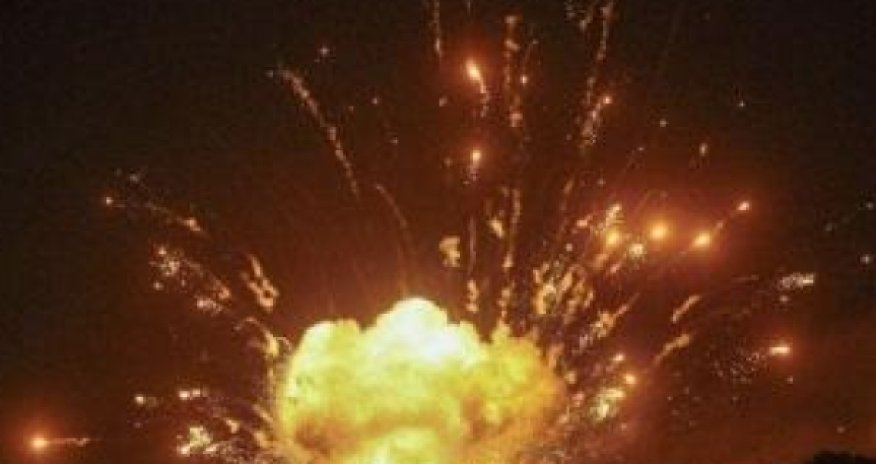 Мощный взрыв на складе оружия в Дамаске