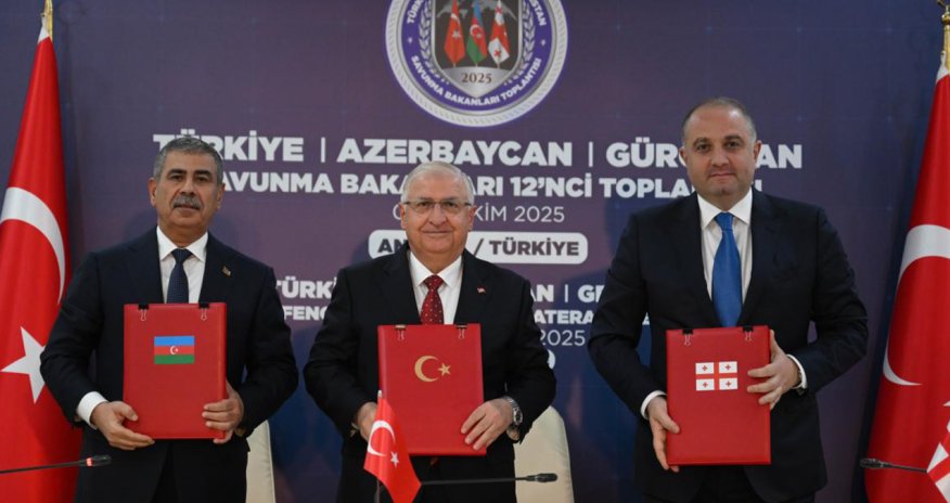 Müdafiə nazirlərinin üçtərəfli görüşü keçirilib