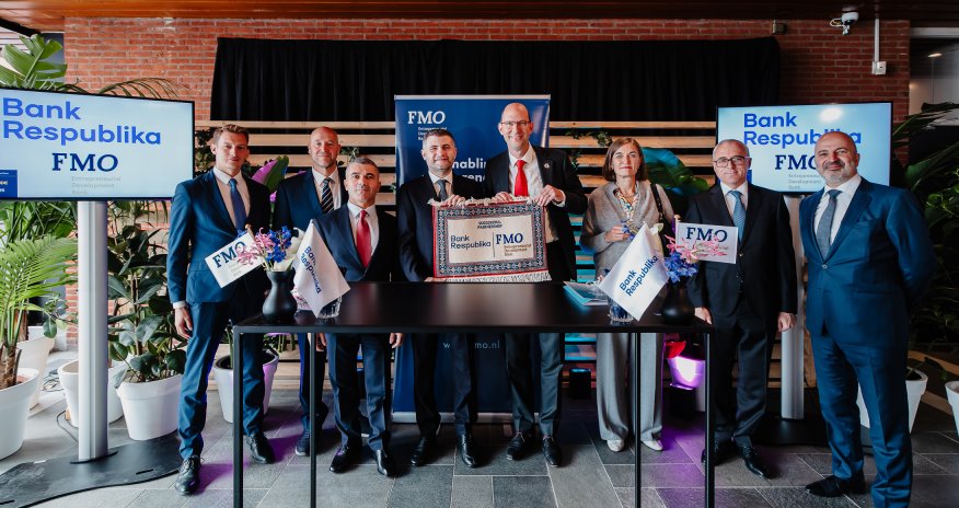 Банк Республика заключилсамое крупноекредитное соглашениесредичастных банков Азербайджана