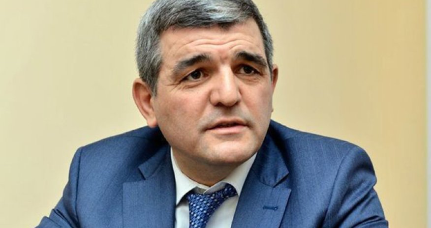 Deputat: Bəzi bölgələrdə 1-2 vəkil tapmaq belə çətindir