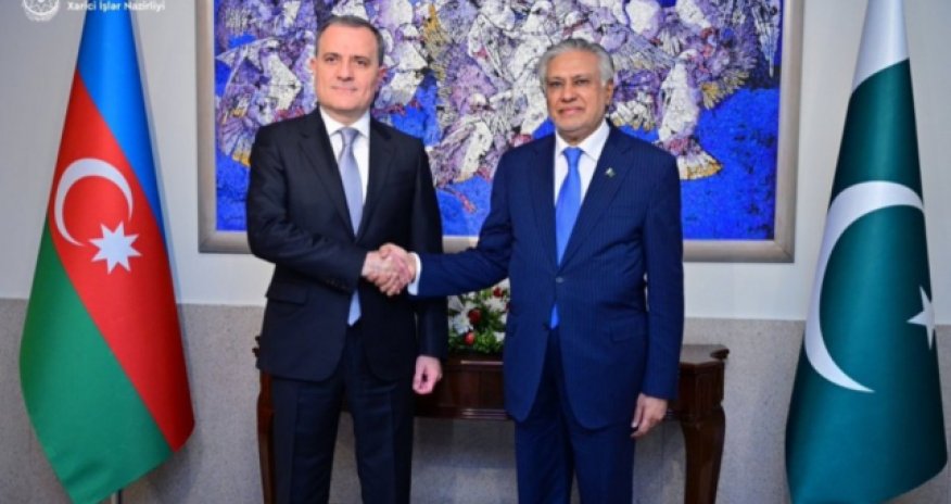 Azərbaycan və Pakistan XİN başçıları Yaxın Şərqdəki vəziyyəti müzakirə edib