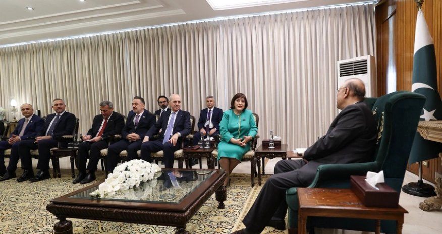 Pakistan Prezidenti Sahibə Qafarovanı qəbul edib
