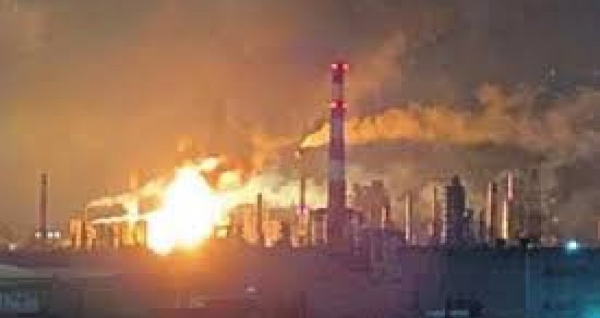 
Ukrayna neft terminalına zərbə endirilib