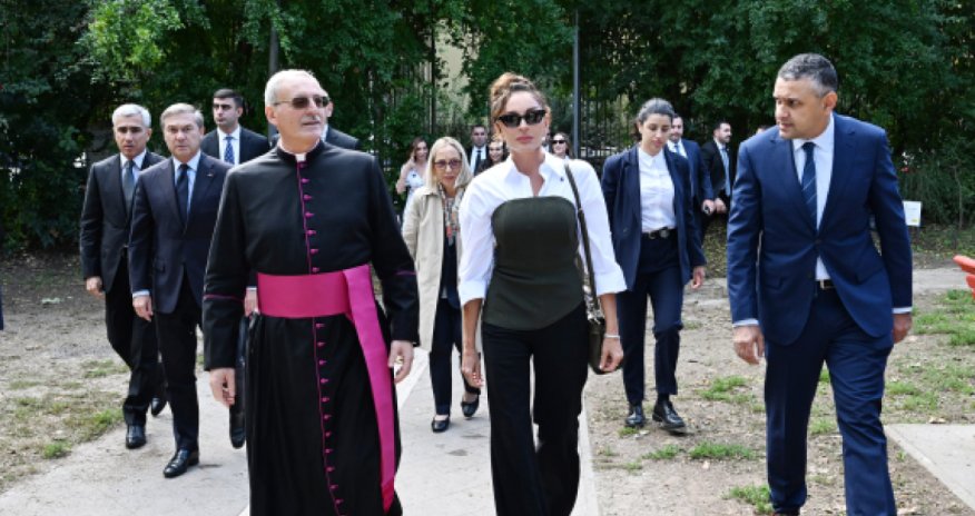 Мехрибан Алиева совершила официальный визит в Ватикан