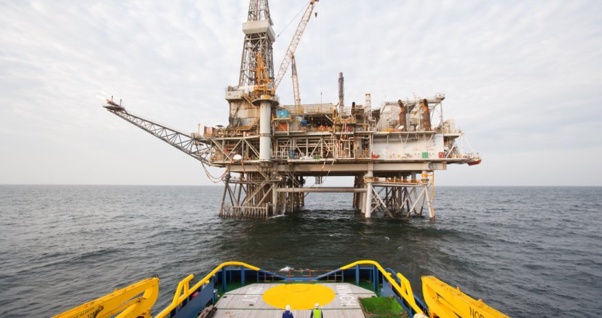 
Azərbaycan neftinin qiyməti 62 dolları ötüb