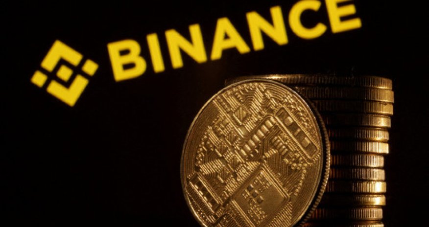 Tramp "Binance"ın təsisçisini əfv edib