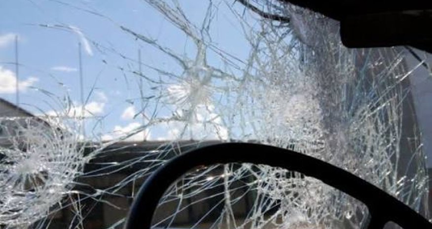 Bərdədə avtomobil arxa aşıb, sürücü ölüb