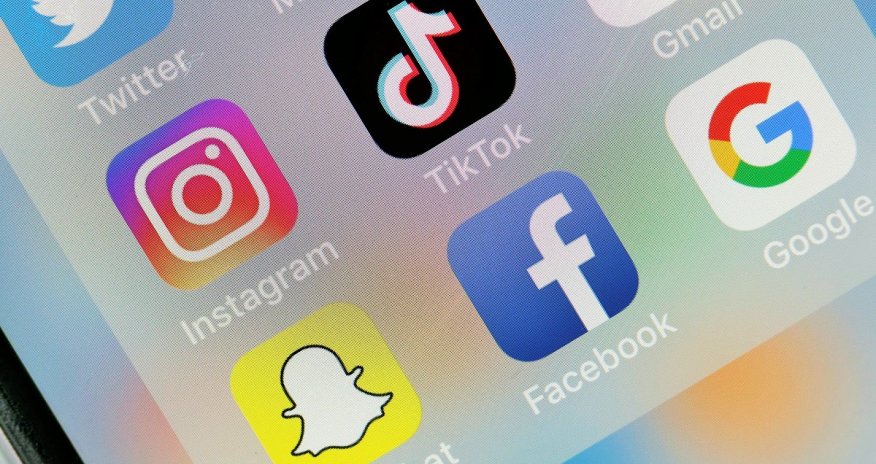 Еврокомиссия накажет трио соцсетей