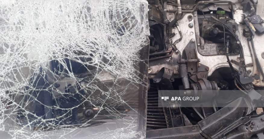 Kürdəmirdə yol qəzası baş verib, 2 nəfər ölüb