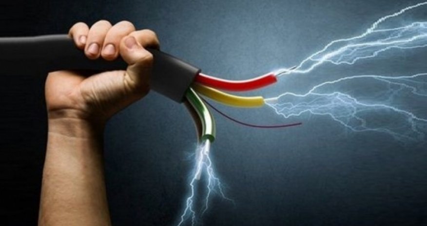 Beyləqanda 43 yaşlı kişini elektrik cərəyanı vurub