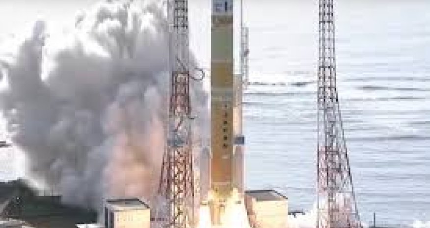 Япония успешно запустила ракету с грузовым кораблем для МКС