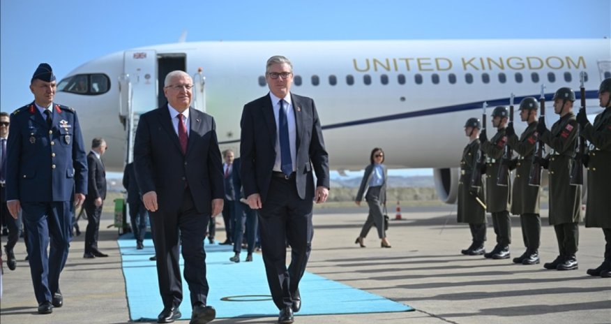 Starmer Türkiyəyə səfər edib