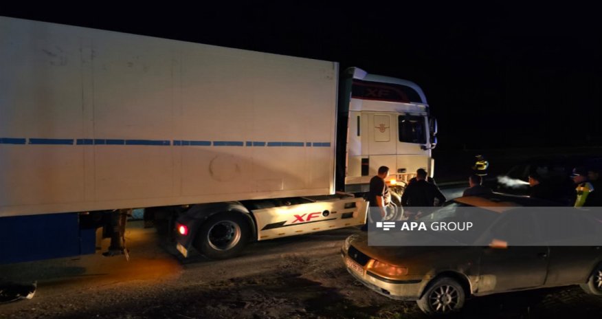 Naxçıvanda yük maşını ilə minik avtomobili toqquşub, ölən var