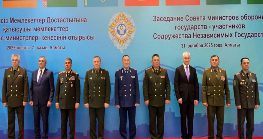 

Министр обороны Азербайджана находится с визитом в Казахстане
