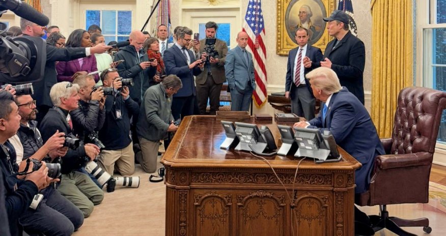 Ağ Ev jurnalistlər üçün qaydaları sərtləşdirib