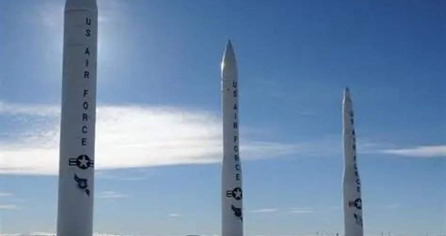 США запускают грозную ракету