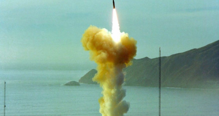 ABŞ ilk qitələrarası ballistik raket sınağını həyata keçirməyə hazırlaşır