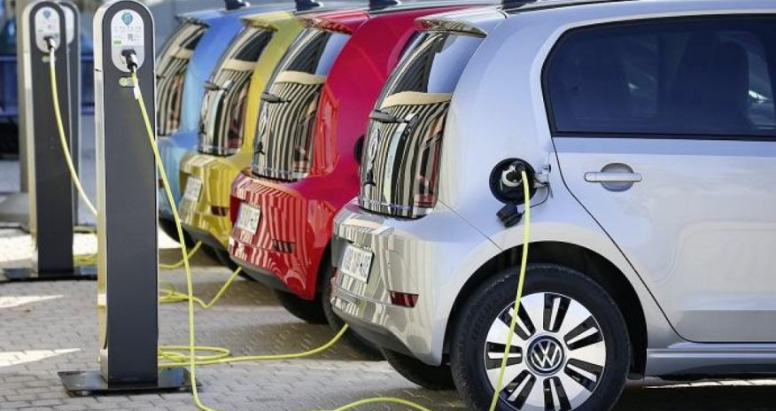Electric vehicles in Azerbaijan to be subject to VAT starting next year, says customs chairman