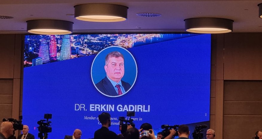 Deputat: Azərbaycanda parlament respublikasını qurmaq alınmayacaq