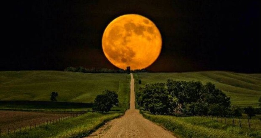 Сегодня ночью можно будет наблюдать редкое Суперлуние