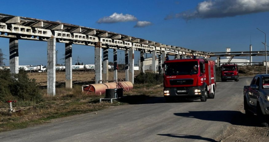 FHN Bakıda Etilen-polietilen zavodunda yanğın-taktiki təlimi keçirib