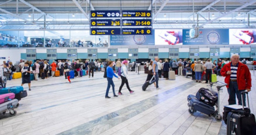 Дроны над еще одним европейским аэропортом