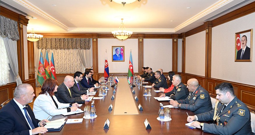 Azərbaycan və Slovakiya arasında hərbi əməkdaşlıq müzakirə olunub