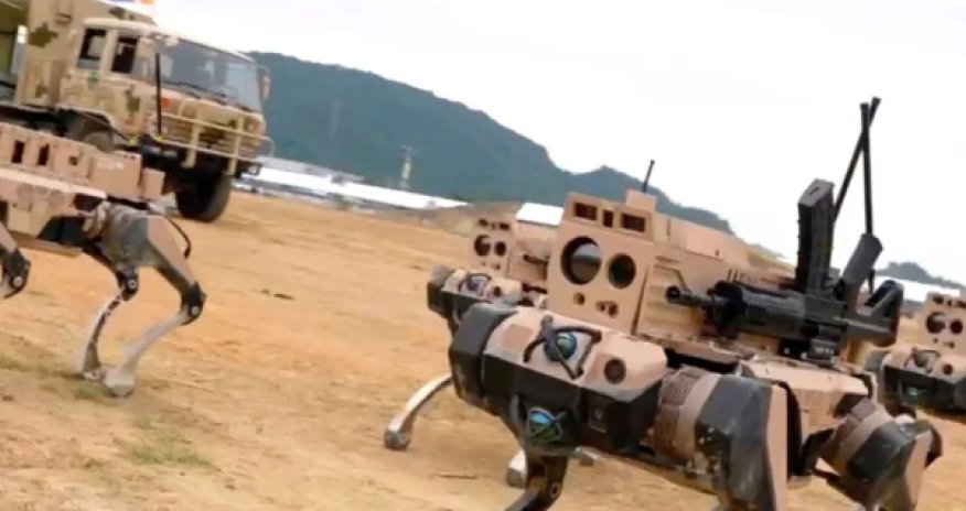 Армянская армия приобрела &laquo;роботов-волков&raquo;