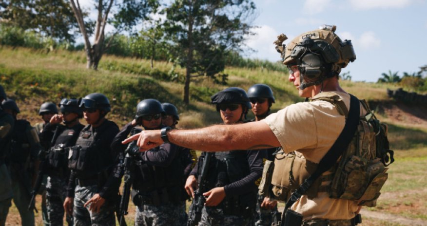 Пентагон возобновил подготовку сухопутных войск в джунглях Панамы