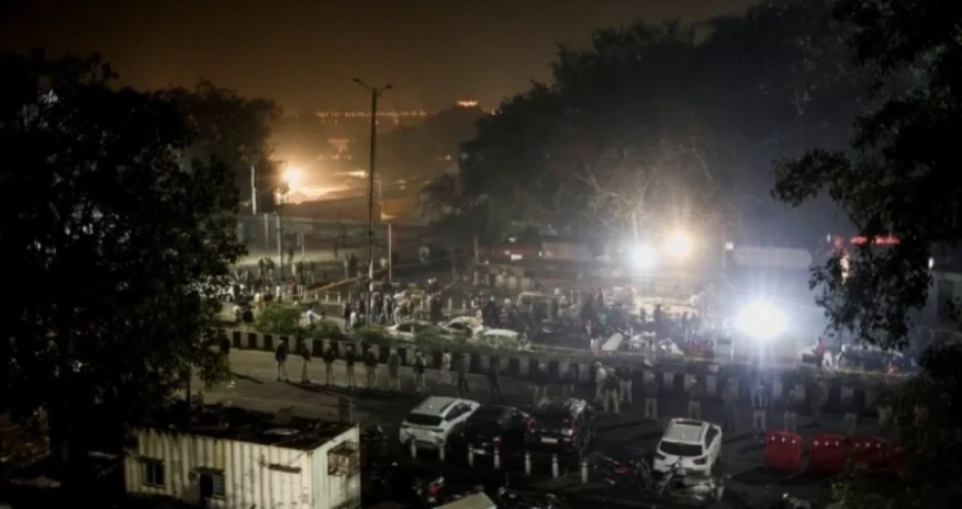 Автомобиль в Нью-Дели взорвал террорист-смертник