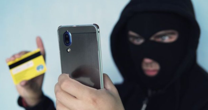 МВД предупредило об &laquo;охотниках за картами&raquo;