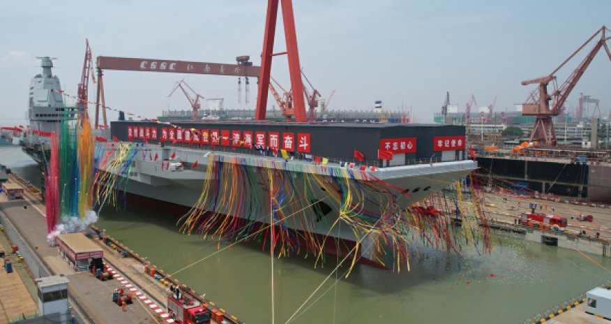 Китай создает &laquo;суперкорабль&raquo;